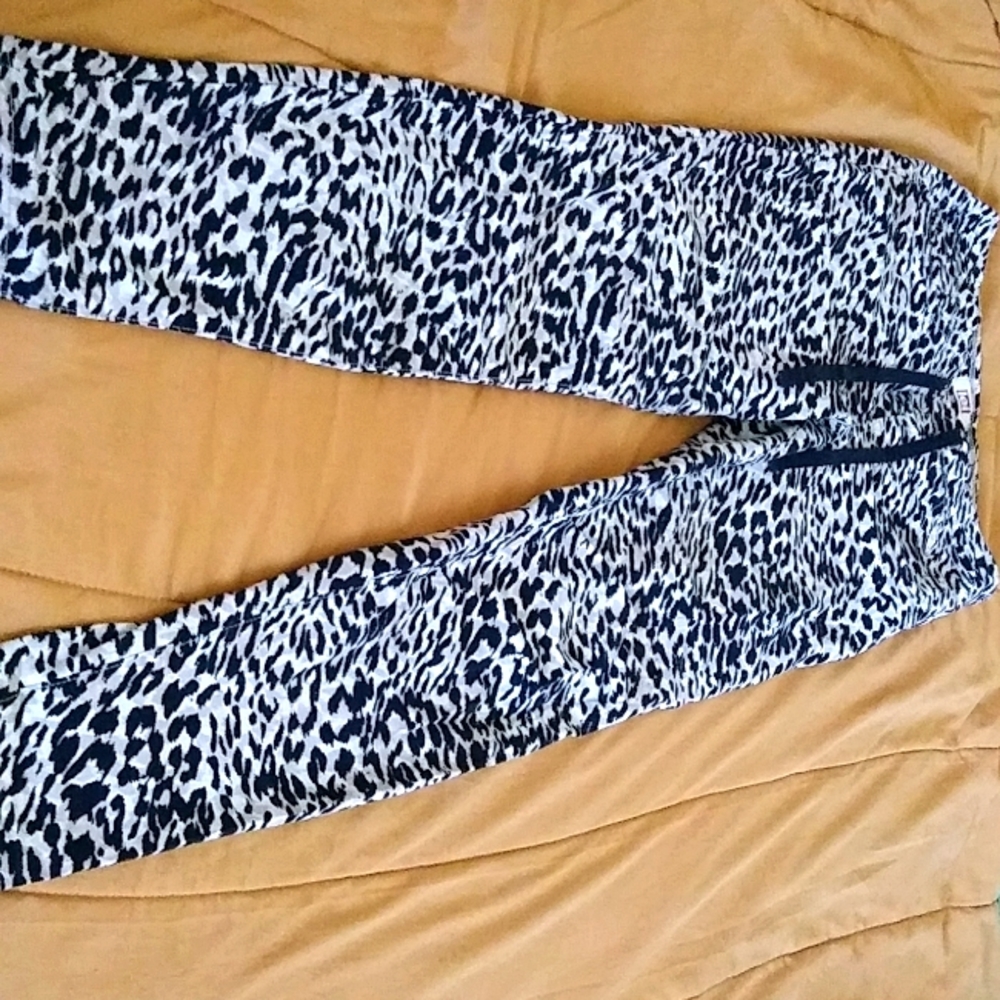 Woman's leopard print pants